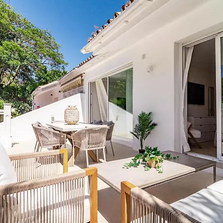 Holiday home Fully Renovated Scandinavian Style 2 Bed In The Heart Of Puerto Banus