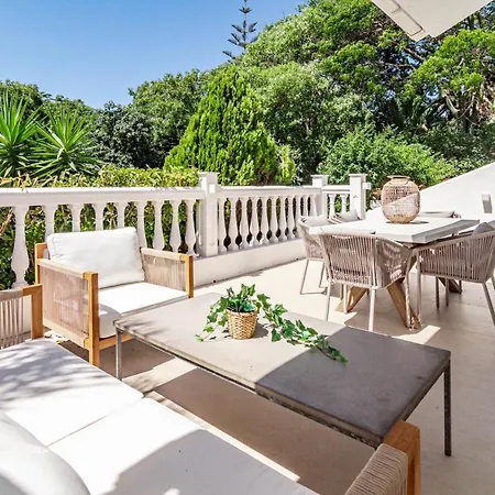 Fully Renovated Scandinavian Style 2 Bed In The Heart Of Puerto Banus Holiday home